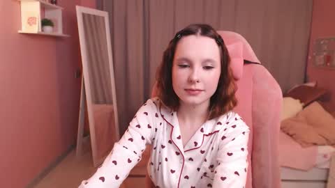 Mia online show from 6, 2, 2026