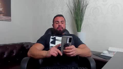 HayesWood online show from 21, 11, 2025