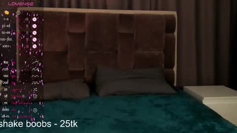 Snapshot of hazel_7 chatting on 11, 3, 2025 Liya dont forget to thumbs up me online show from 11, 3, 2025