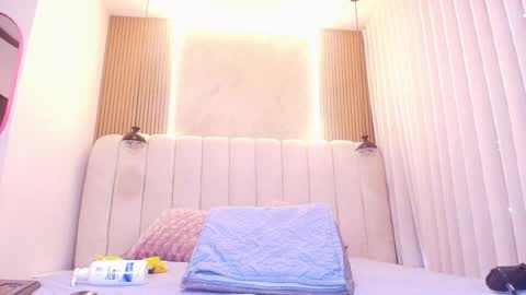 Snapshot of hazel_kataleya chatting on 6, 5, 2026 kataleya online show from 6, 5, 2026