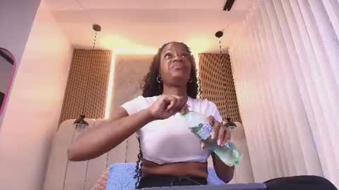 Snapshot of hazel_kataleya chatting on 25, 6, 2026 kataleya online show from 25, 6, 2026
