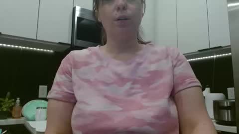 Hazel online show from 27, 2, 2026