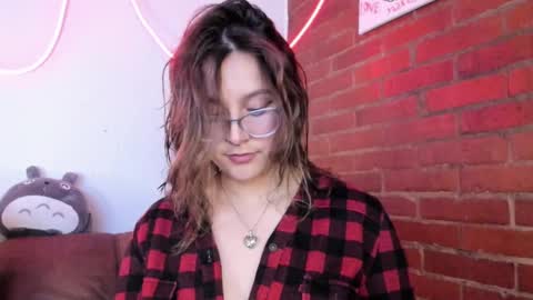 Snapshot of hazelbrownn23 chatting on 28, 1, 2025 Hazel Brown online show from 28, 1, 2025