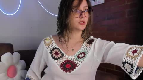 Snapshot of hazelbrownn23 chatting on 12, 2, 2025 Hazel Brown online show from 12, 2, 2025