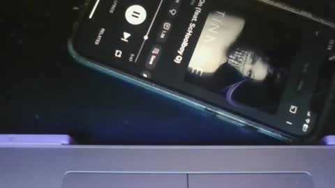 Hazeleyez97 online show from 3, 11, 2025