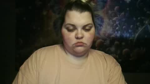 Hazeleyez97 online show from 6, 11, 2025