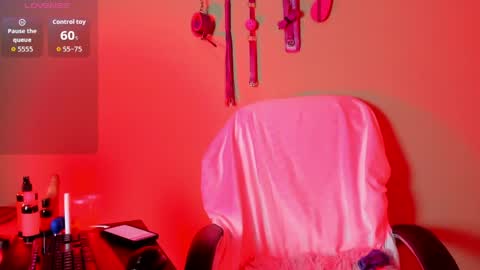 HAZZ SMITH online show from 7, 4, 2026