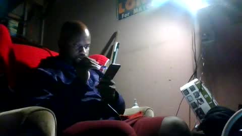 Snapshot of hbdj2164 chatting on 3, 10, 2025 hbdj2164 online show from 3, 10, 2025