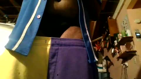 Snapshot of hbdj2164 chatting on 13, 10, 2025 hbdj2164 online show from 13, 10, 2025