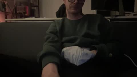 hchappel19 online show from 7, 10, 2025