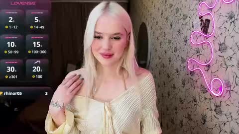 Snapshot of healing__girl chatting on 9, 3, 2025 Valeria online show from 9, 3, 2025