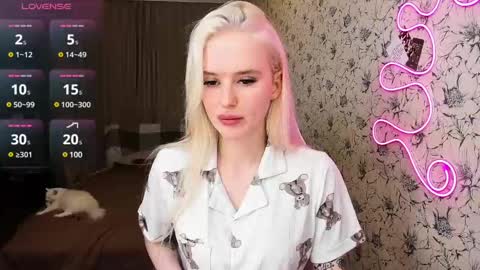 Snapshot of healing__girl chatting on 12, 3, 2025 Valeria online show from 12, 3, 2025