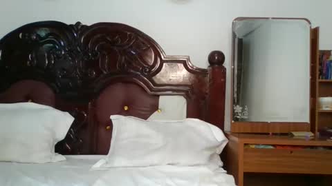 Snapshot of heart_star chatting on 18, 9, 2025 heart_star online show from 18, 9, 2025