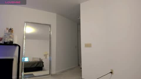 Helen online show from 30, 1, 2025