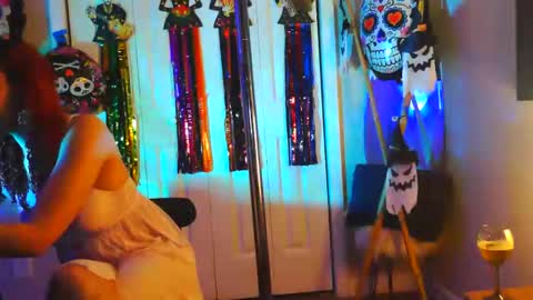 Heavenllyy online show from 22, 11, 2025