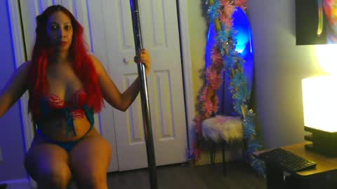 Snapshot of heavenllyy chatting on 3, 7, 2026 Heavenllyy online show from 3, 7, 2026