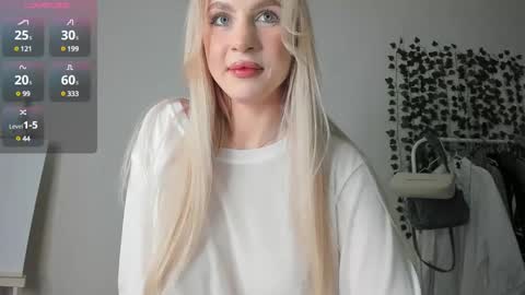 Akemi instinthemoodforlooove online show from 10, 12, 2024