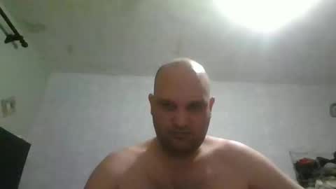 Snapshot of heavy_rebellxc chatting on 28, 2, 2025 Heavy Rebell online show from 28, 2, 2025