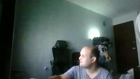Snapshot of heavy_rebellxc chatting on 24, 4, 2026 Heavy Rebell online show from 24, 4, 2026