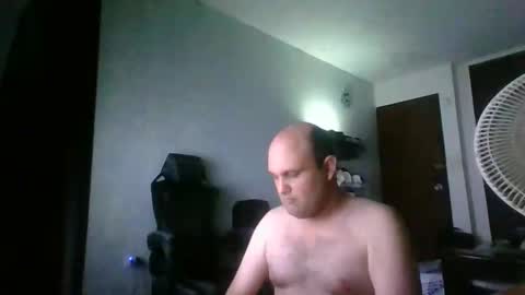Snapshot of heavy_rebellxc chatting on 27, 4, 2026 Heavy Rebell online show from 27, 4, 2026
