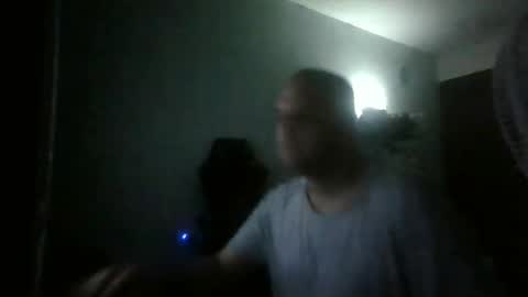 Snapshot of heavy_rebellxc chatting on 4, 6, 2026 Heavy Rebell online show from 4, 6, 2026