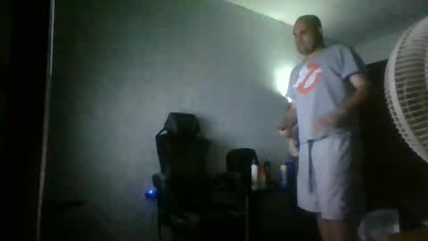 Snapshot of heavy_rebellxc chatting on 12, 7, 2026 Heavy Rebell online show from 12, 7, 2026