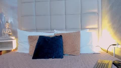 Keira Hecate online show from 24, 9, 2025