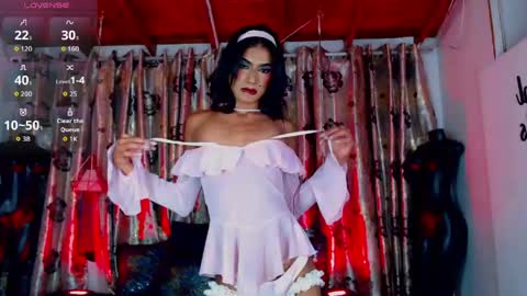 Snapshot of hecate_doll chatting on 8, 6, 2026 hecate_doll online show from 8, 6, 2026