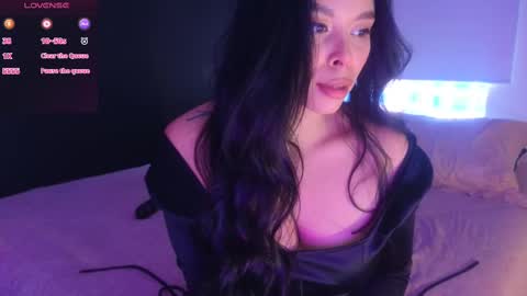 Snapshot of hecate_gh chatting on 5, 3, 2025 Hecate online show from 5, 3, 2025
