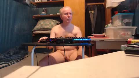 hedonista67 online show from 2, 2, 2025