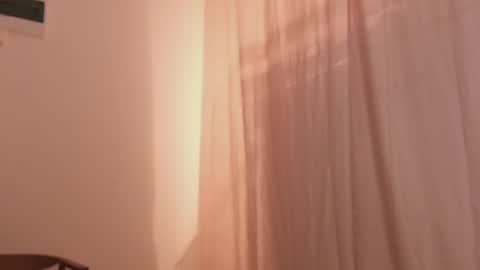 Snapshot of hee_jeen chatting on 24, 12, 2024 Jeen online show from 24, 12, 2024