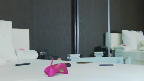 Helen online show from 17, 2, 2025