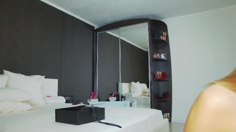 Helen online show from 4, 3, 2025