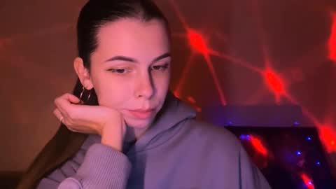 Snapshot of heileymeow chatting on 6, 12, 2024 Heiley online show from 6, 12, 2024