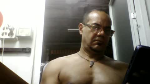 Snapshot of heistt chatting on 17, 6, 2026 Heist Stein online show from 17, 6, 2026