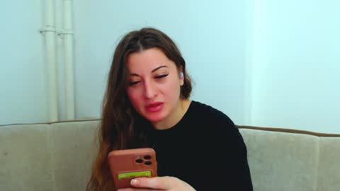 helen_adams_ online show from 18, 12, 2024