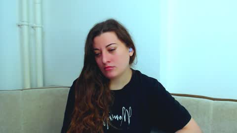 helen_adams_ online show from 8, 1, 2025