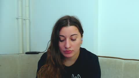 helen_adams_ online show from 14, 1, 2025