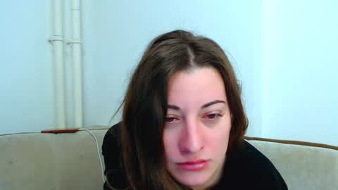 helen_adams_ online show from 6, 2, 2025