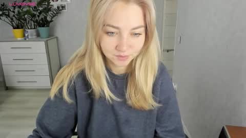 Helen sven online show from 19, 9, 2025