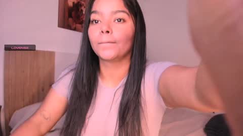 Snapshot of helen_miller chatting on 12, 12, 2024 helen_miller online show from 12, 12, 2024