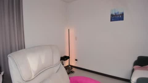 Snapshot of helen_miller chatting on 29, 1, 2025 helen_miller online show from 29, 1, 2025