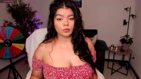 Snapshot of helen_miller chatting on 10, 9, 2025 helen_miller online show from 10, 9, 2025