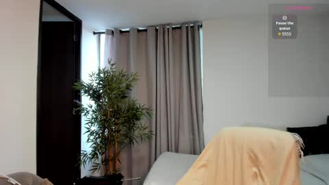 Snapshot of helen_miller chatting on 26, 5, 2026 helen_miller online show from 26, 5, 2026