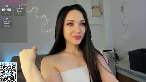 helen_spark online show from 19, 11, 2025