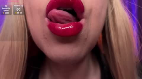 Snapshot of helena__femdom chatting on 27, 5, 2026 Helena online show from 27, 5, 2026