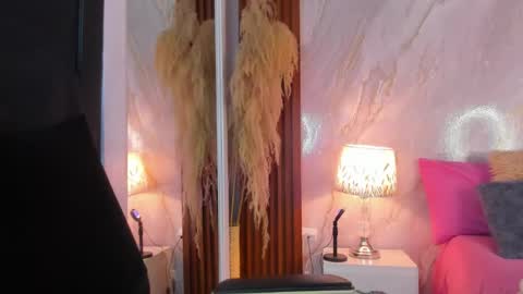 Helena Santos  online show from 24, 5, 2026