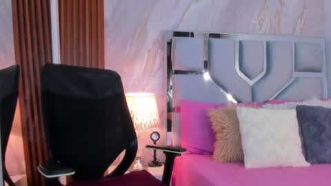 Helena Santos  online show from 16, 6, 2026