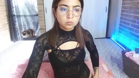  Only 18 cyrus online show from 15, 9, 2025