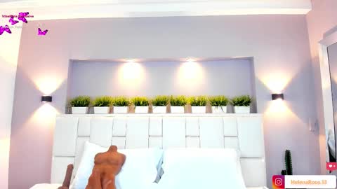 H E L E N A  online show from 18, 12, 2025